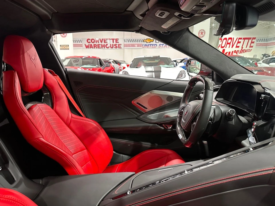 2025 Chevrolet Corvette C8 Z06 - Image 14 of 21
