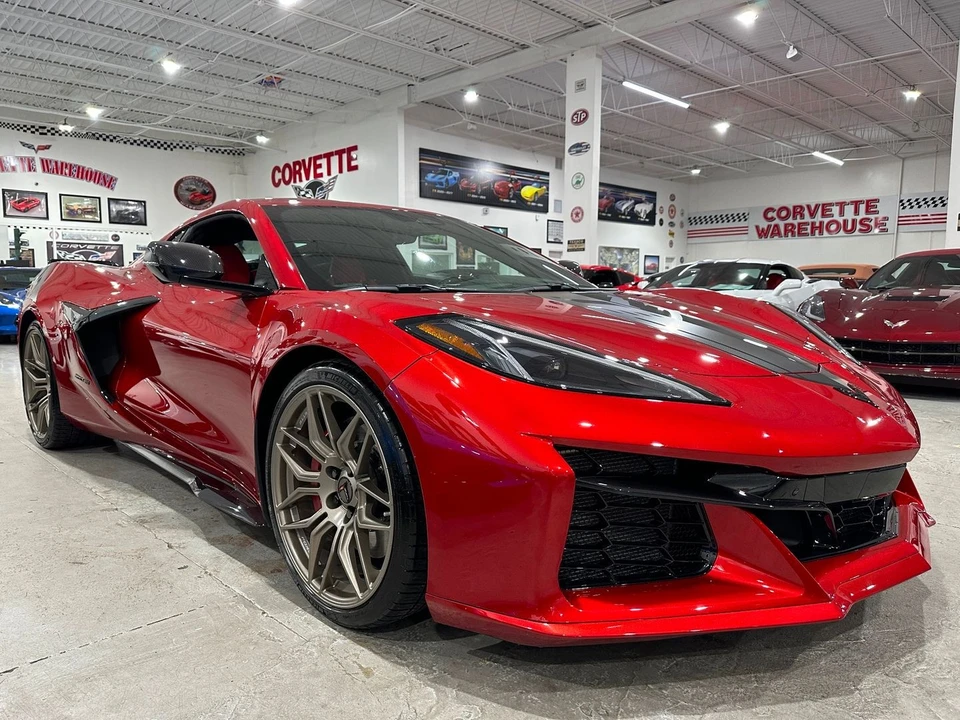 2025 Chevrolet Corvette C8 Z06 - Image 6 of 21