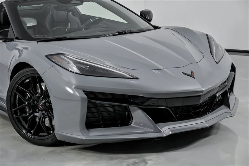 2025 Chevrolet Corvette C8 Z06 - Image 3 of 21