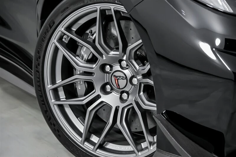 2025 Chevrolet Corvette C8 Z06 - Image 4 of 21