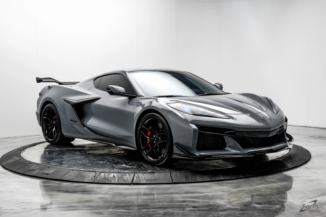2025 Chevrolet Corvette C8 Z06 - Image 10 of 12