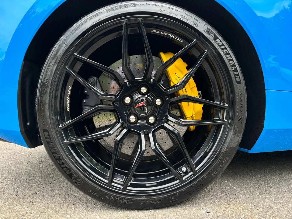 2025 Chevrolet Corvette C8 Z06 - Image 30 of 31