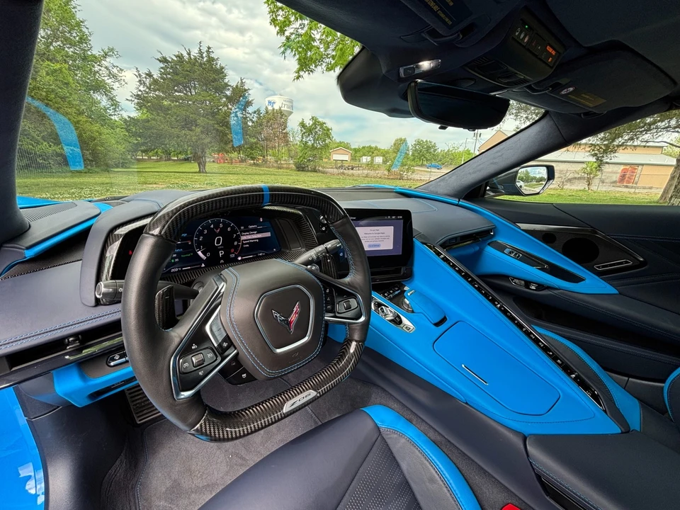 2025 Chevrolet Corvette C8 Z06 - Image 10 of 31