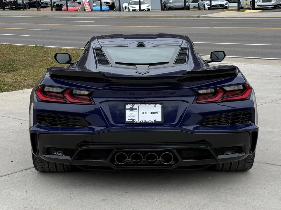 2025 Chevrolet Corvette C8 Z06 - Image 6 of 12