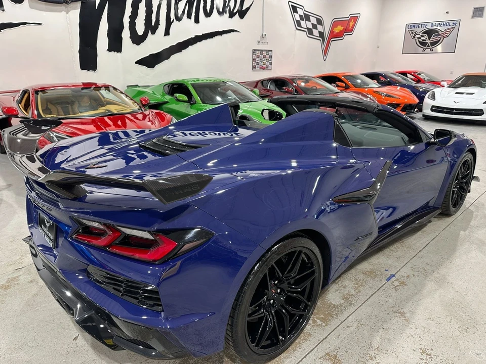 2025 Chevrolet Corvette C8 Z06 - Image 16 of 21