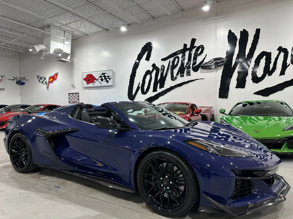 2025 Chevrolet Corvette C8 Z06 - Image 20 of 21