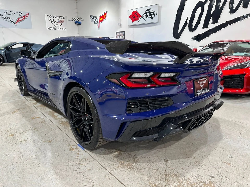 2025 Chevrolet Corvette C8 Z06 - Image 4 of 21