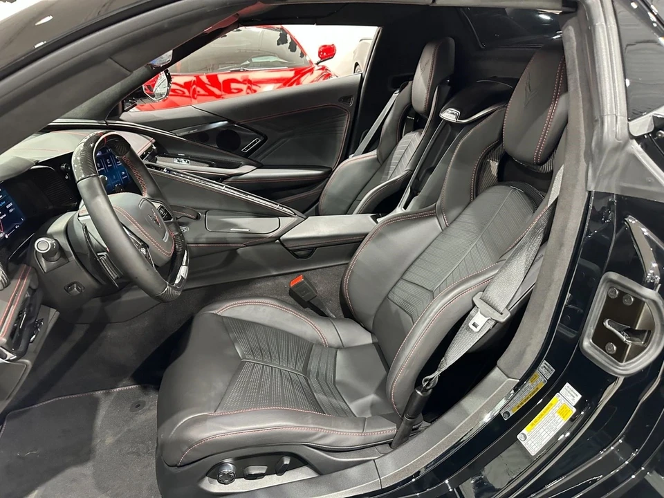 2025 Chevrolet Corvette C8 Z06 - Image 13 of 21