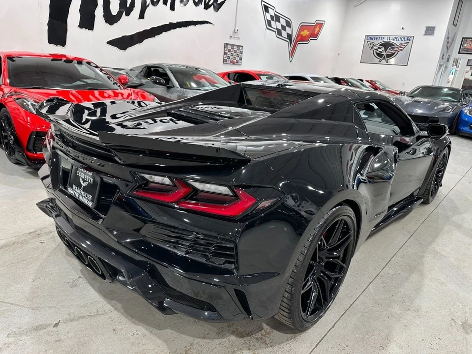 2025 Chevrolet Corvette C8 Z06 - Image 11 of 21