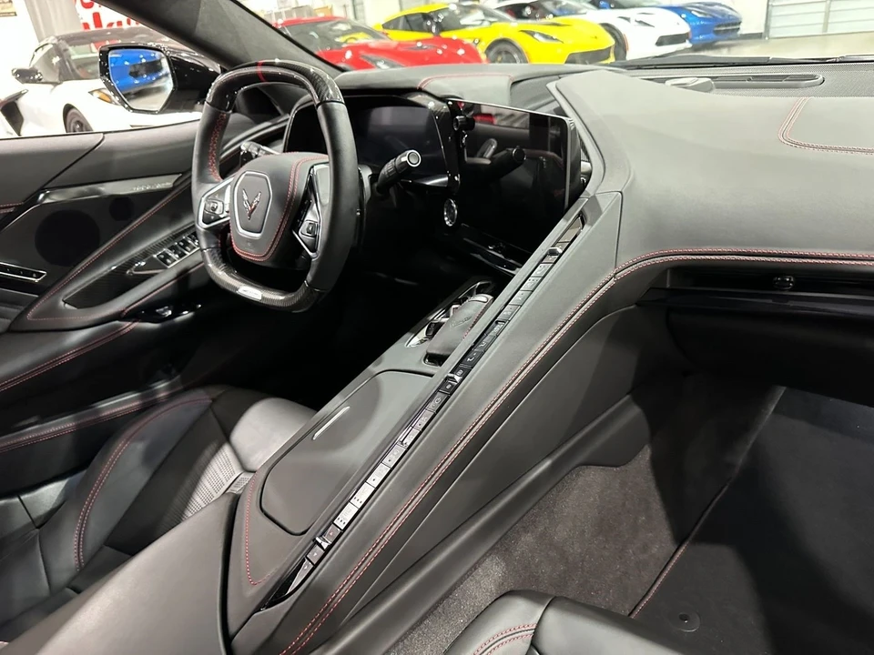 2025 Chevrolet Corvette C8 Z06 - Image 17 of 21