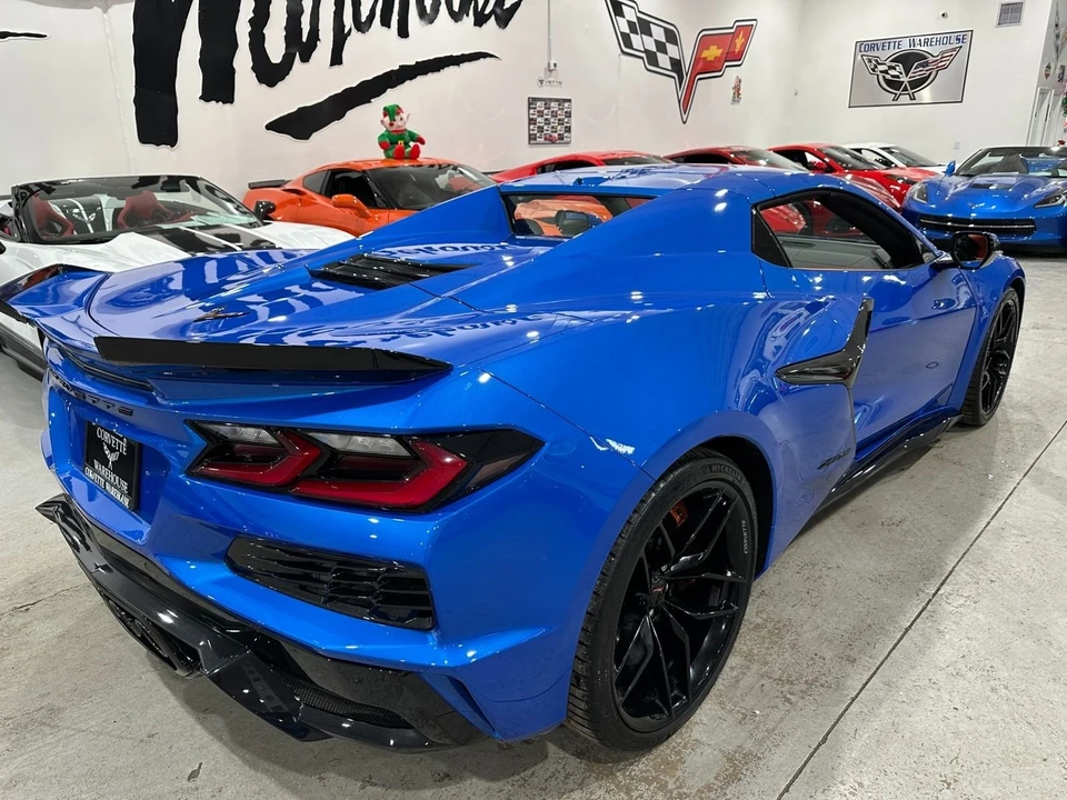 2025 Chevrolet Corvette C8 Z06 - Image 7 of 12