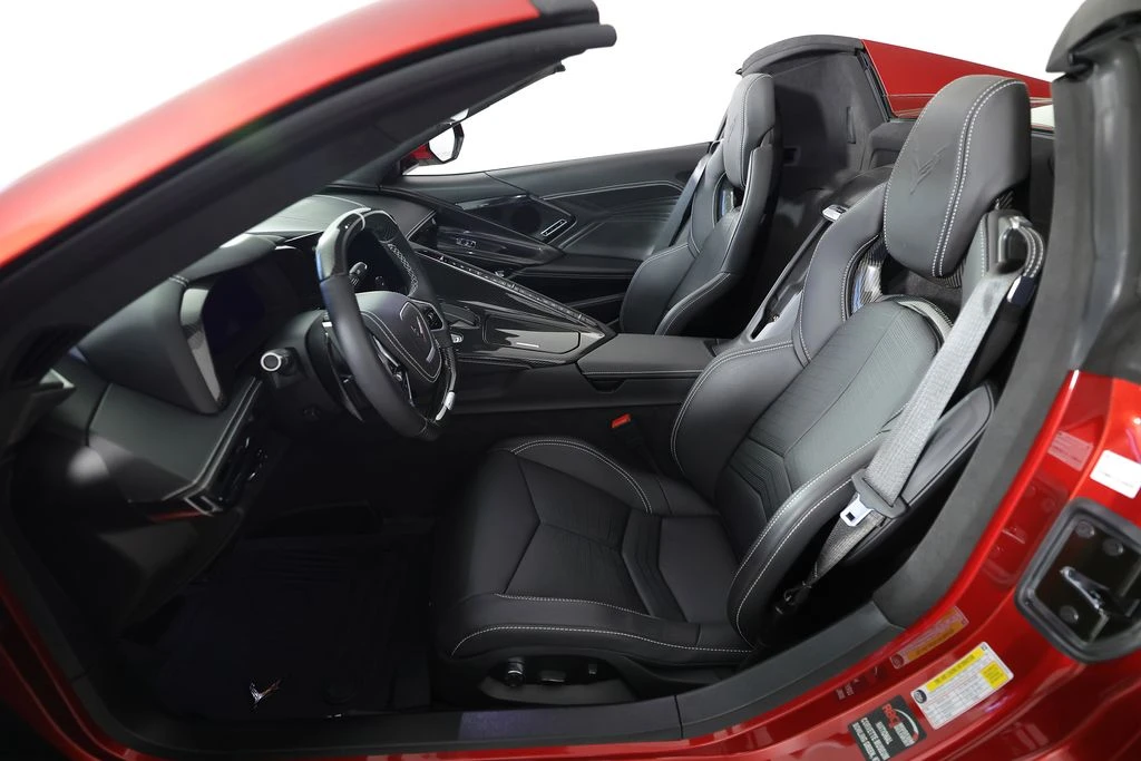 2025 Chevrolet Corvette C8 Z06 - Image 14 of 31