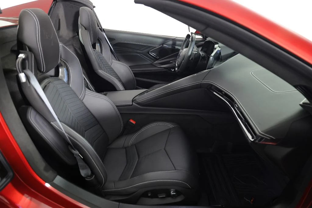 2025 Chevrolet Corvette C8 Z06 - Image 12 of 31
