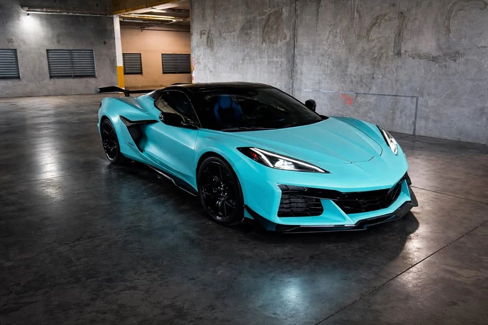 2025 Chevrolet Corvette C8 Z06 - Image 2 of 13