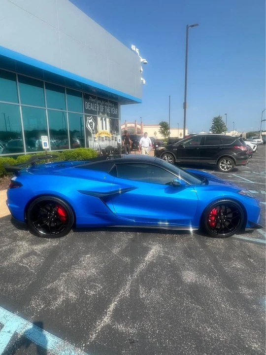 2025 Chevrolet Corvette C8 Z06 - Image 3 of 5
