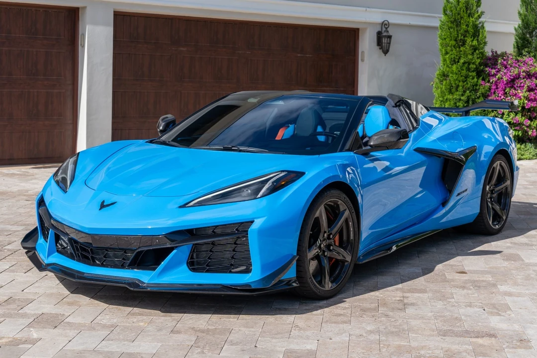 2025 Chevrolet Corvette C8 Z06 - Image 1 of 31