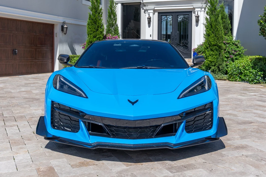 2025 Chevrolet Corvette C8 Z06 - Image 23 of 31