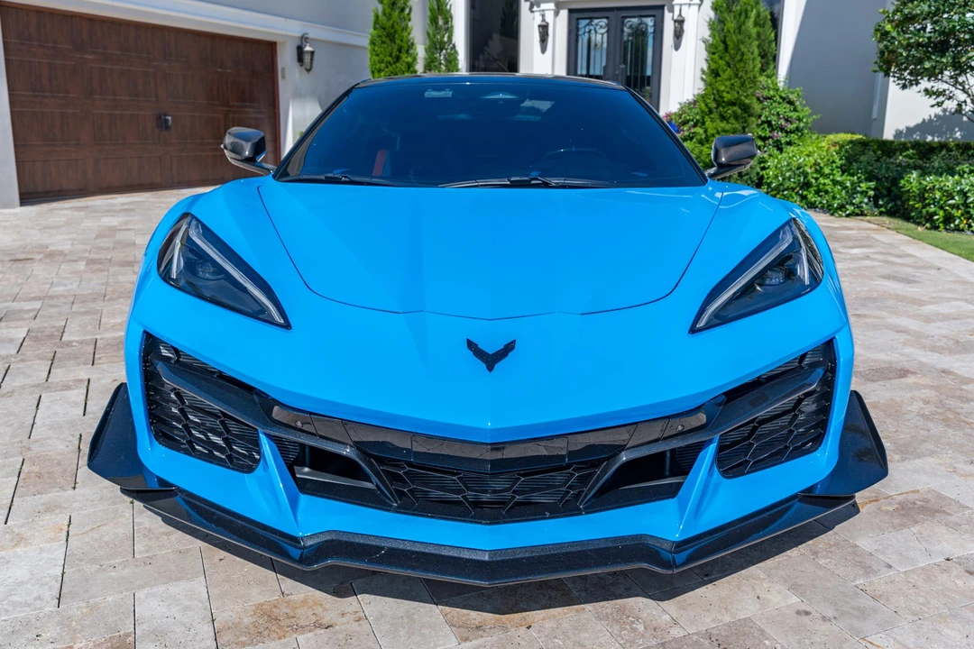 2025 Chevrolet Corvette C8 Z06 - Image 25 of 31