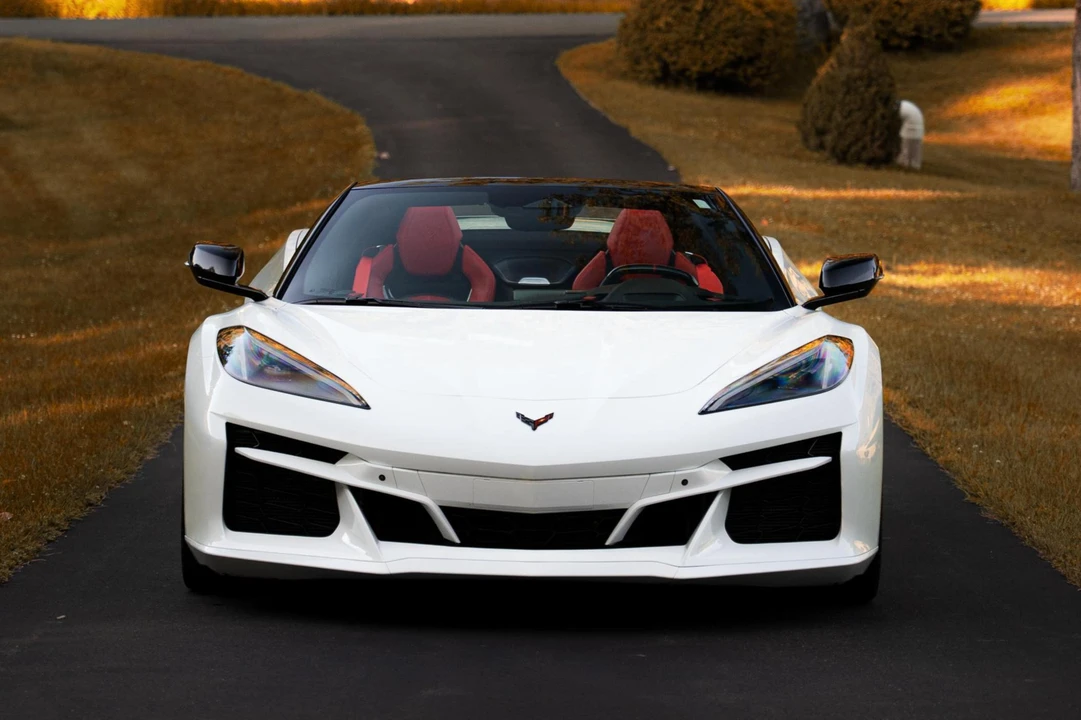 2025 Chevrolet Corvette C8 Z06 - Image 2 of 31