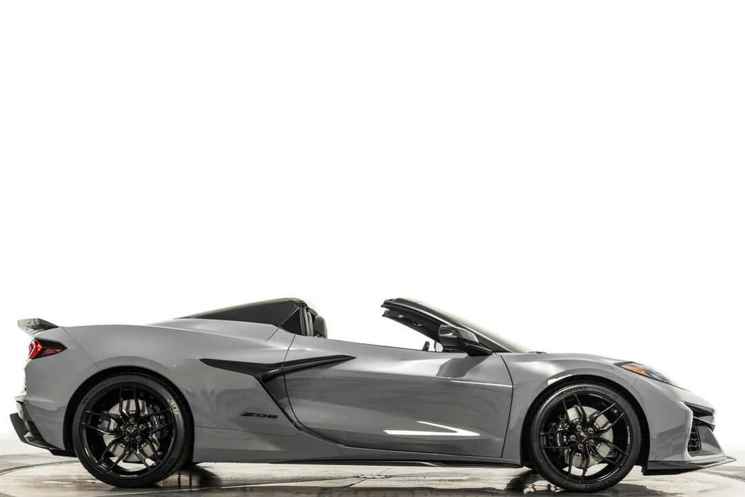 2025 Chevrolet Corvette C8 Z06 - Image 2 of 21