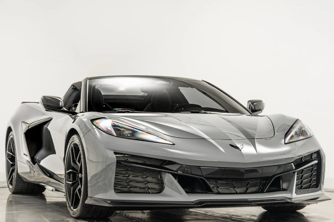 2025 Chevrolet Corvette C8 Z06 - Image 3 of 21
