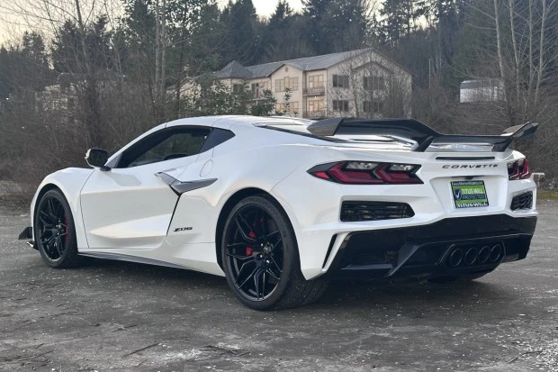 2025 Chevrolet Corvette C8 Z06 - Image 2 of 8