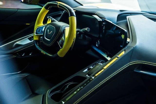 2025 Chevrolet Corvette C8 Z06 - Image 27 of 31