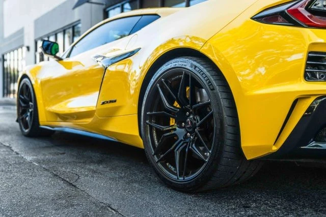 2025 Chevrolet Corvette C8 Z06 - Image 10 of 21