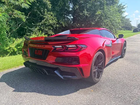 2025 Chevrolet Corvette C8 Z06 - Image 4 of 9