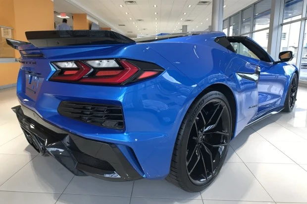 2025 Chevrolet Corvette C8 Z06 - Image 2 of 6