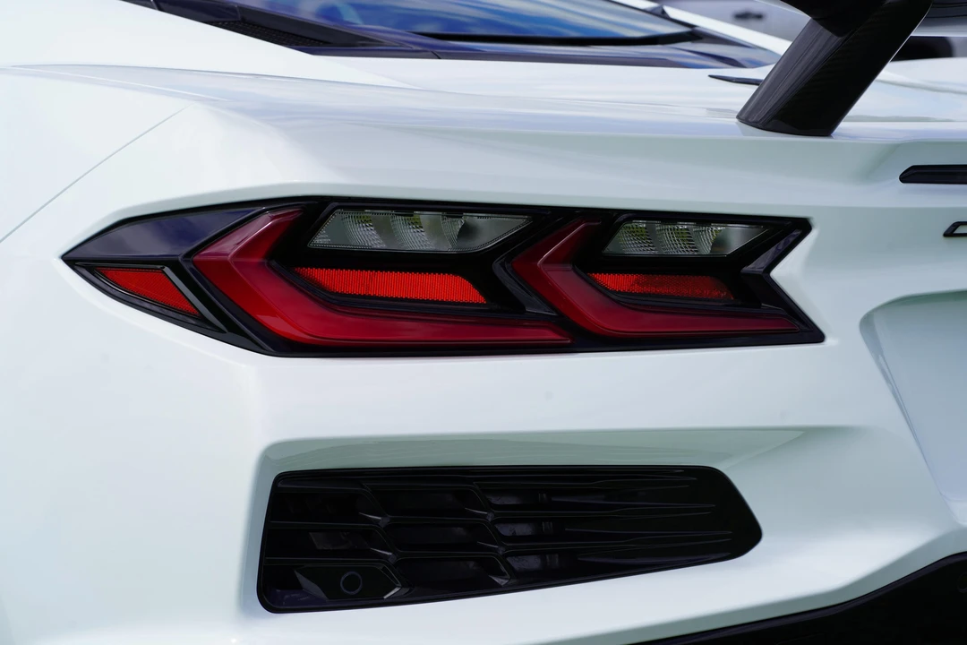 2025 Chevrolet Corvette C8 Z06 - Image 17 of 31
