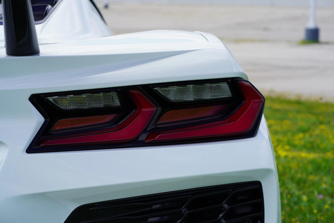 2025 Chevrolet Corvette C8 Z06 - Image 20 of 31