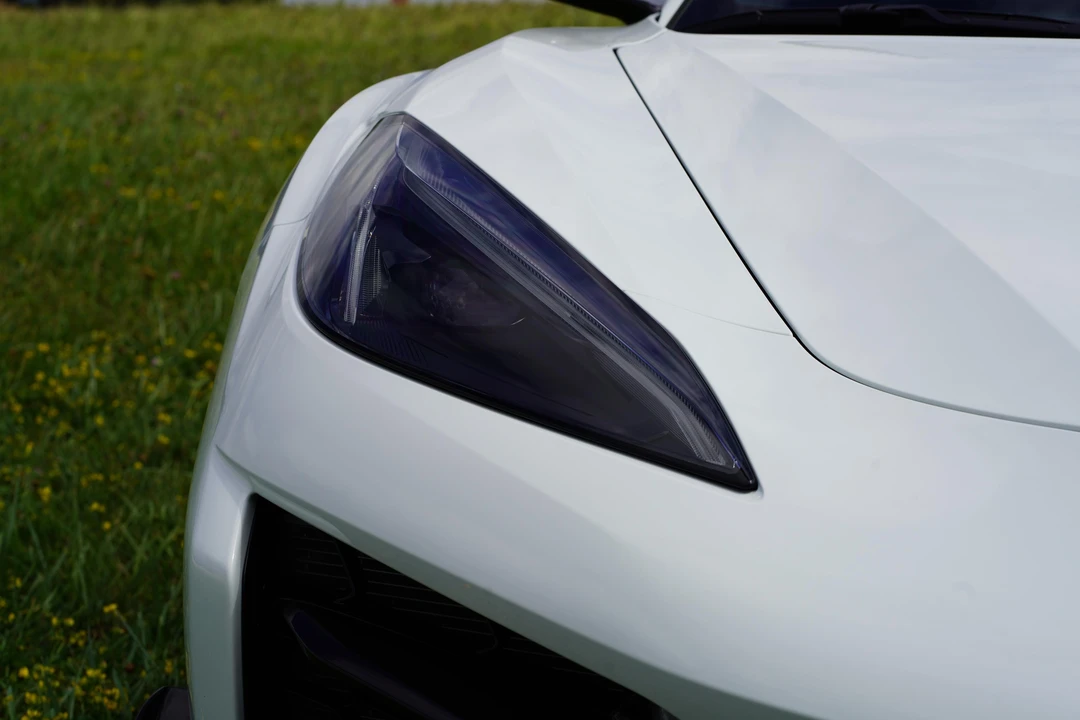2025 Chevrolet Corvette C8 Z06 - Image 10 of 31