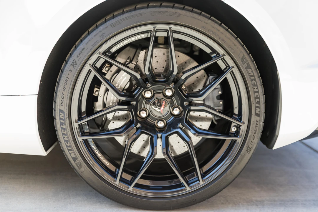 2025 Chevrolet Corvette C8 Z06 - Image 30 of 31