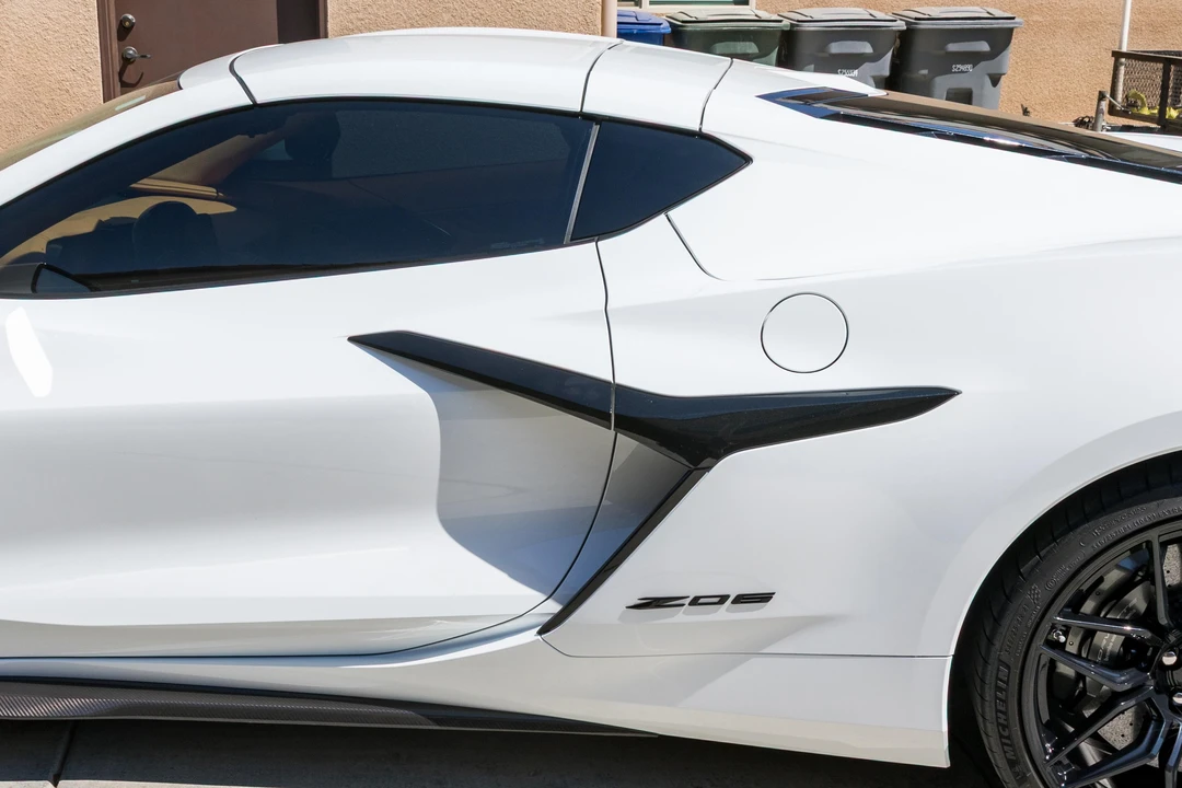 2025 Chevrolet Corvette C8 Z06 - Image 27 of 31