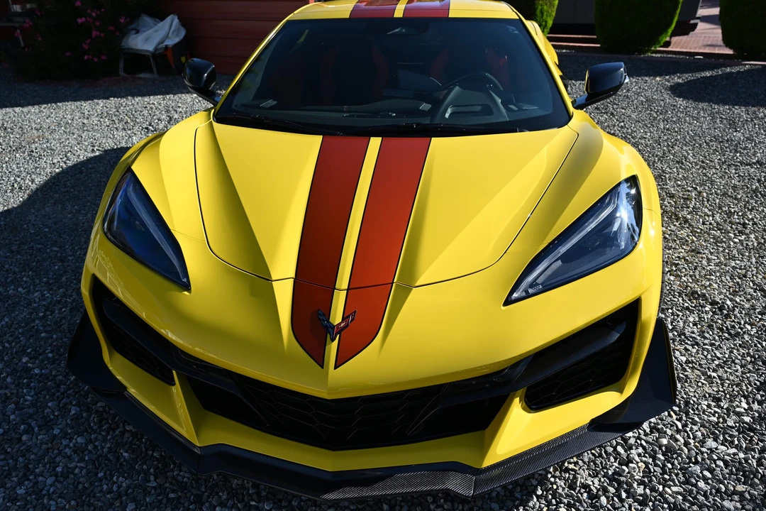 2025 Chevrolet Corvette C8 Z06 - Image 27 of 31