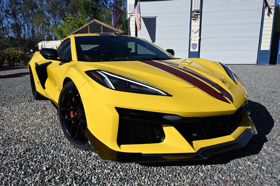 2025 Chevrolet Corvette C8 Z06 - Image 22 of 31