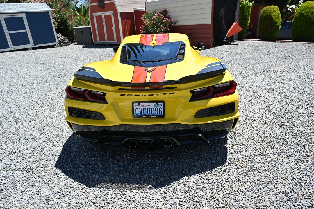 2025 Chevrolet Corvette C8 Z06 - Image 11 of 31