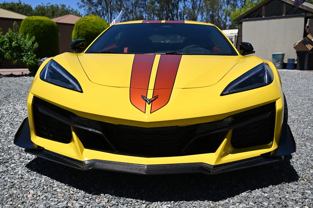 2025 Chevrolet Corvette C8 Z06 - Image 26 of 31