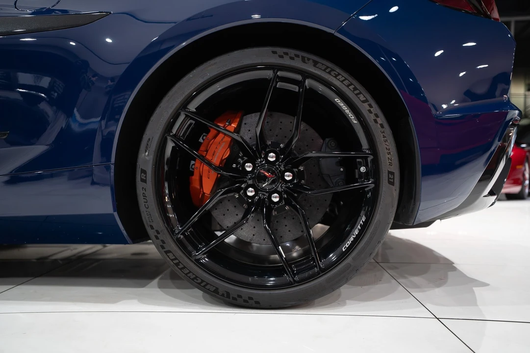 2025 Chevrolet Corvette C8 Z06 - Image 16 of 21