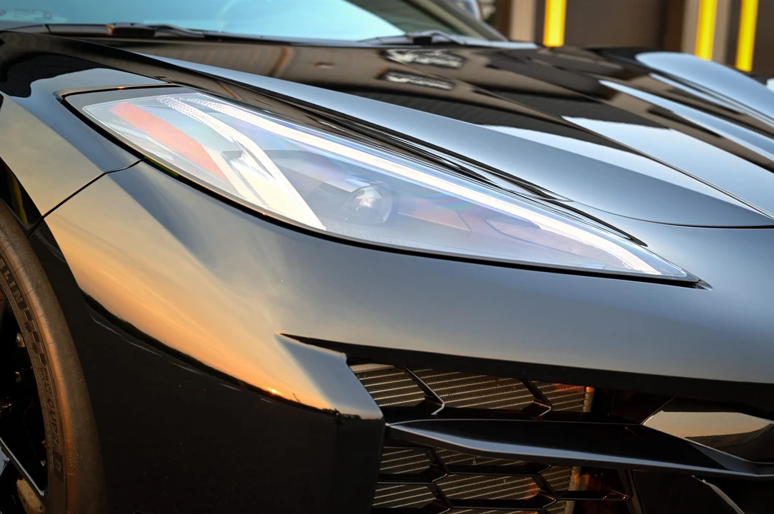 2025 Chevrolet Corvette C8 Z06 - Image 20 of 31