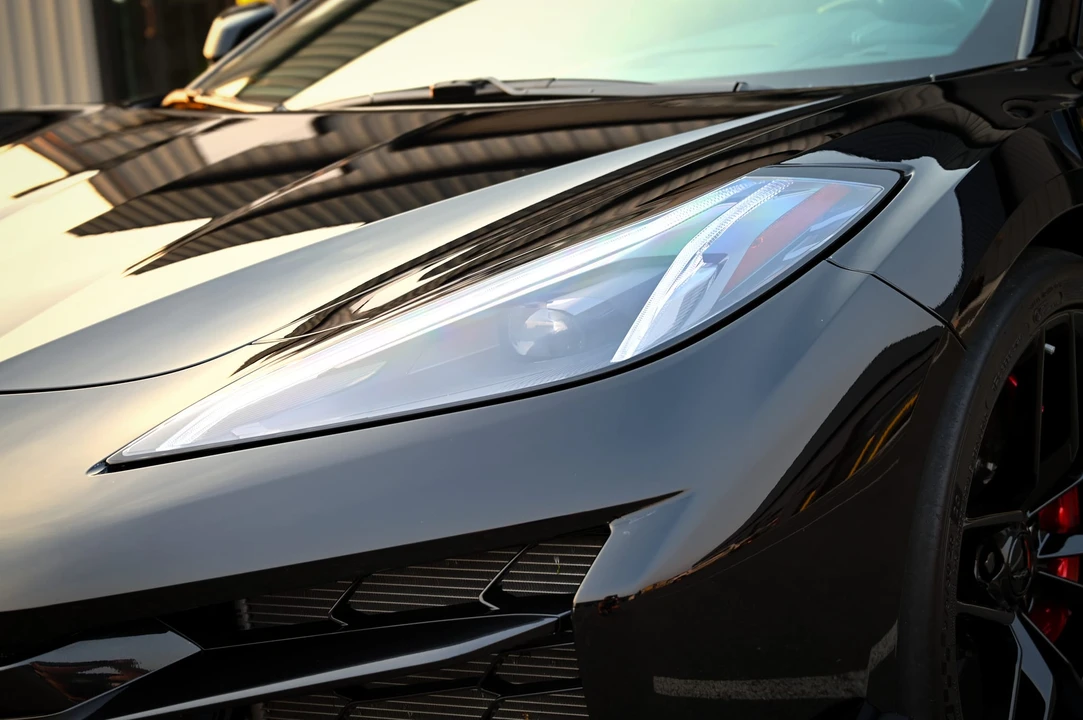 2025 Chevrolet Corvette C8 Z06 - Image 21 of 31