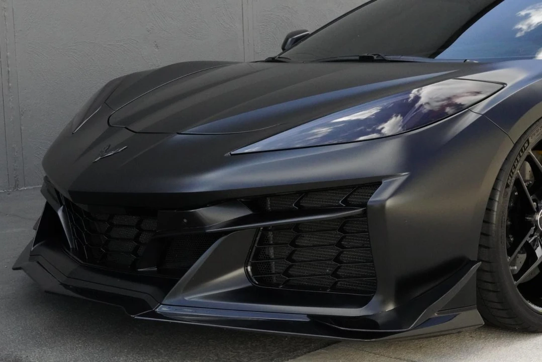 2025 Chevrolet Corvette C8 Z06 - Image 16 of 31