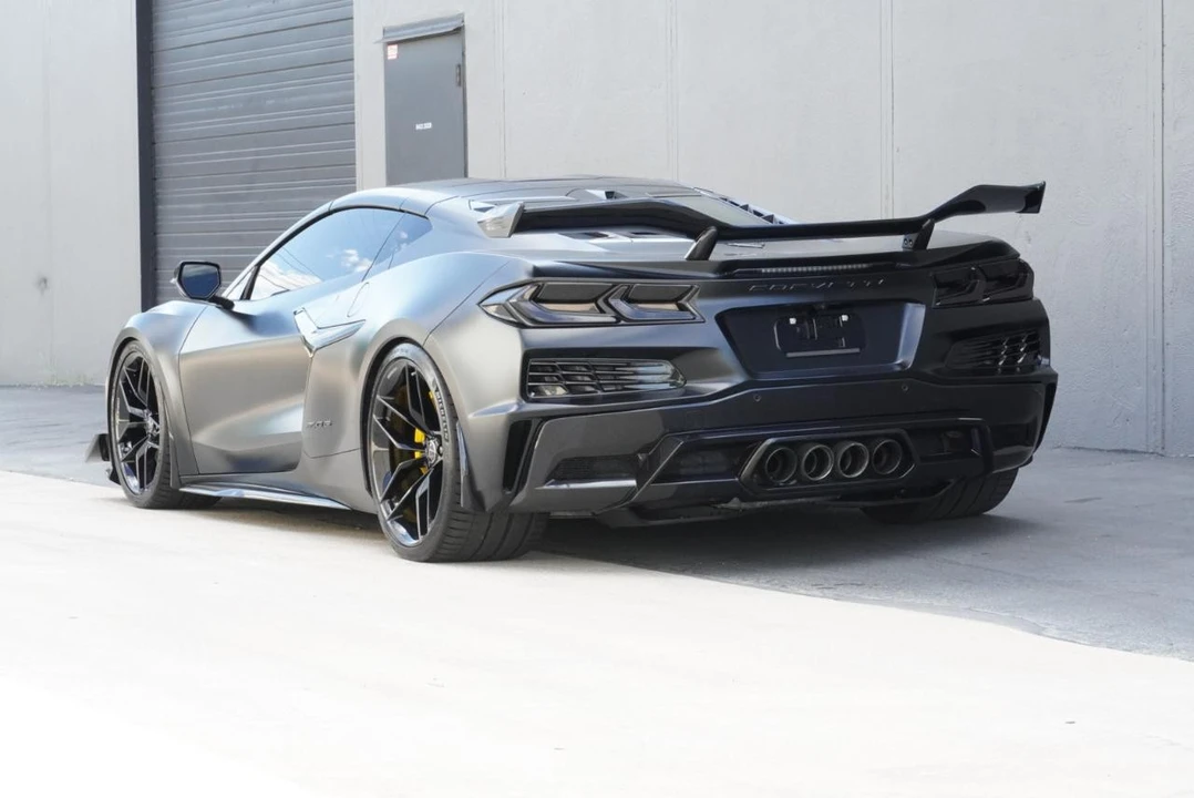 2025 Chevrolet Corvette C8 Z06 - Image 6 of 31