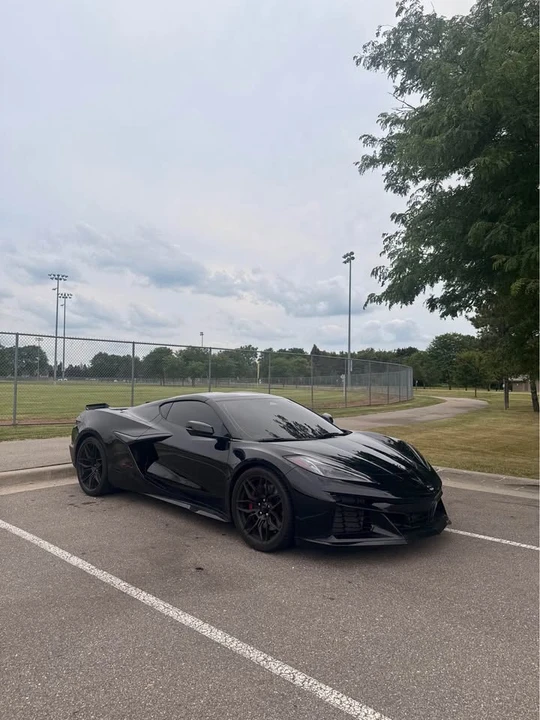 2025 Chevrolet Corvette C8 Z06 - Image 2 of 10