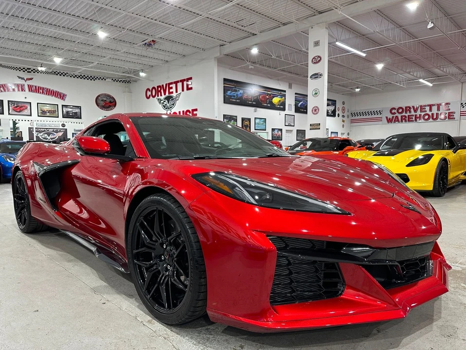 2025 Chevrolet Corvette C8 Z06 - Image 6 of 21