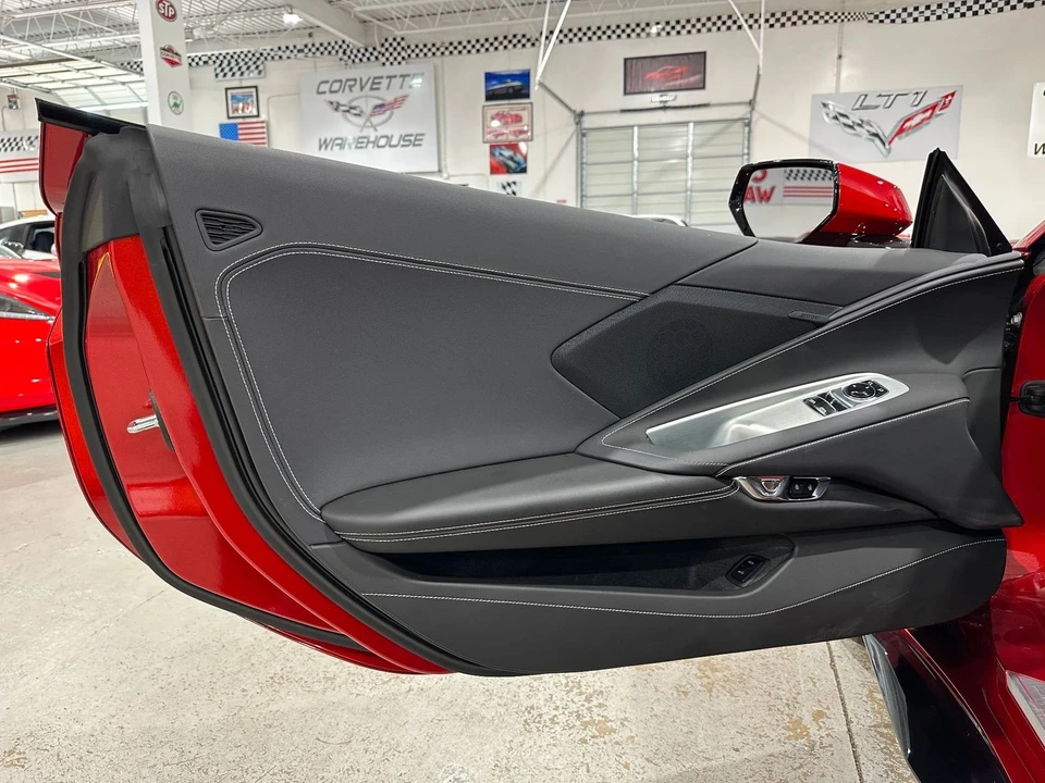 2025 Chevrolet Corvette C8 Z06 - Image 16 of 21