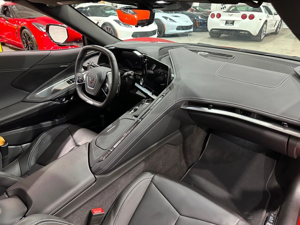 2025 Chevrolet Corvette C8 Z06 - Image 15 of 21