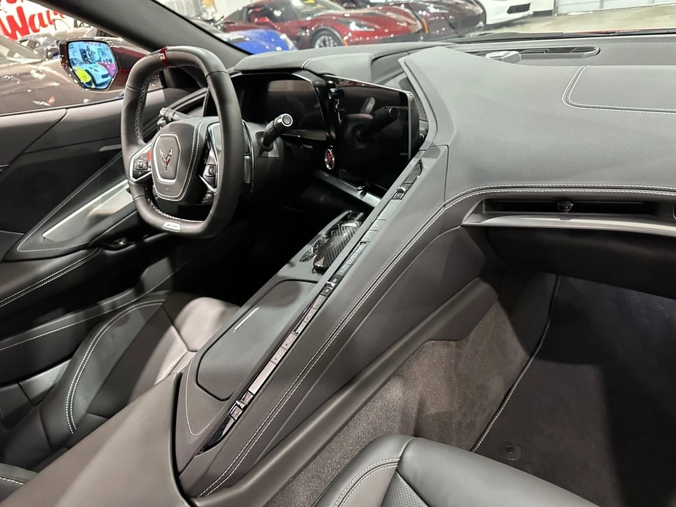 2025 Chevrolet Corvette C8 Z06 - Image 15 of 21