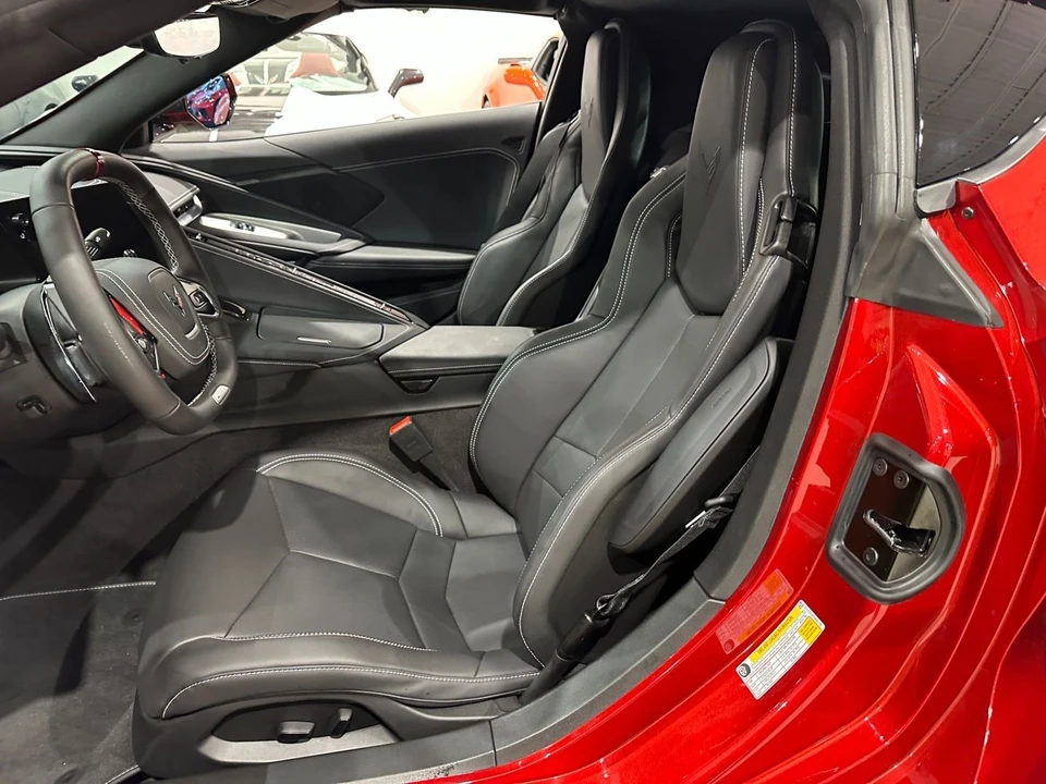 2025 Chevrolet Corvette C8 Z06 - Image 13 of 21